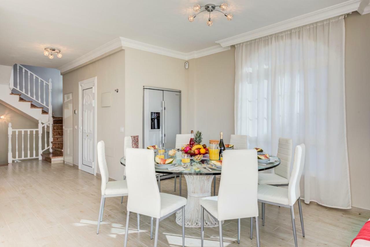 Luxury White Villa With Sea View, Heated Pool Costa Adeje  Exterior photo