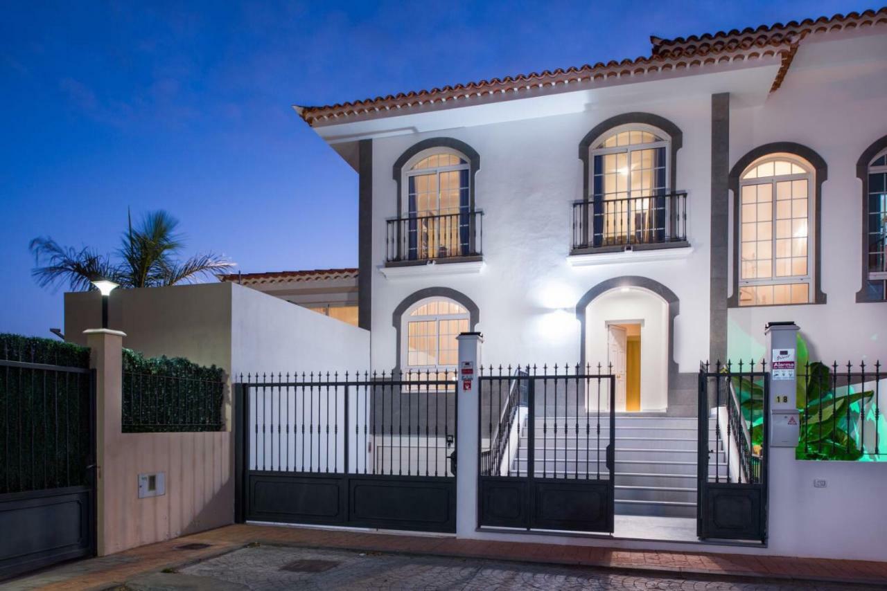 Luxury White Villa With Sea View, Heated Pool Costa Adeje  Exterior photo